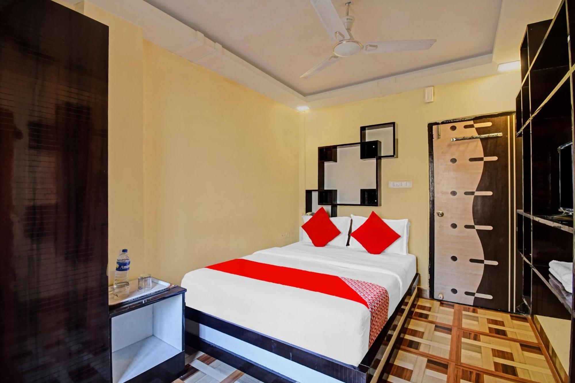 Hotel O New Aamaze Inn Near Acropolis Mall 加尔各答 外观 照片