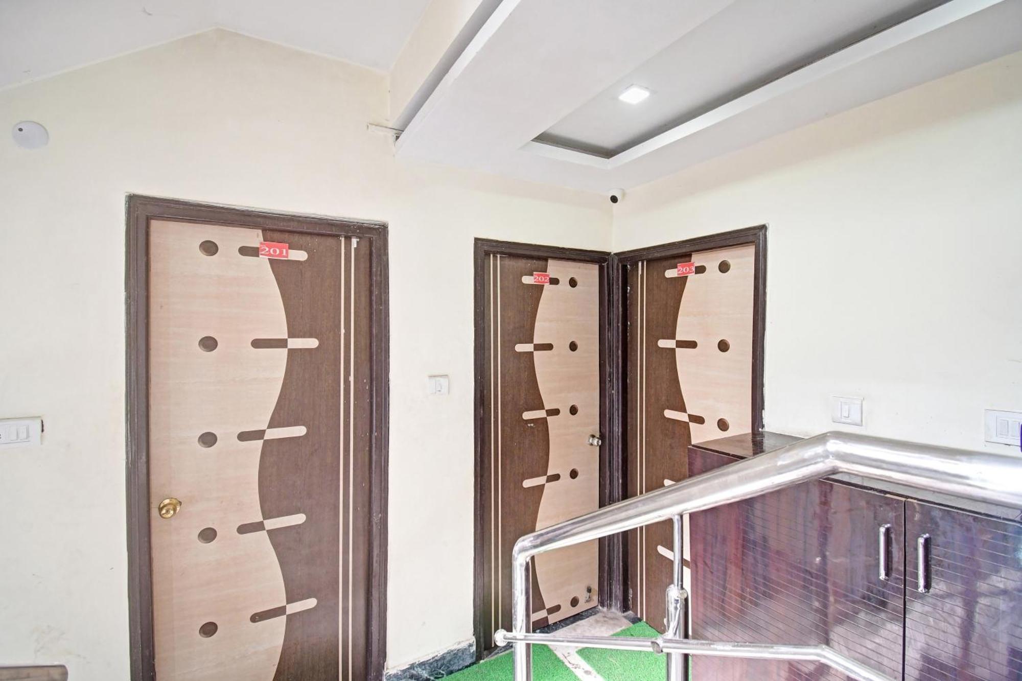 Hotel O New Aamaze Inn Near Acropolis Mall 加尔各答 外观 照片
